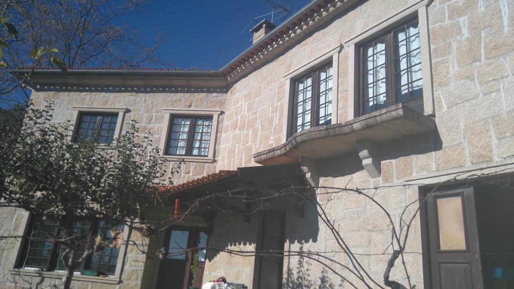 Maison d'hôtes Alvores Do Tempo - Quinta De Turismo Rural à Castro Daire Extérieur photo