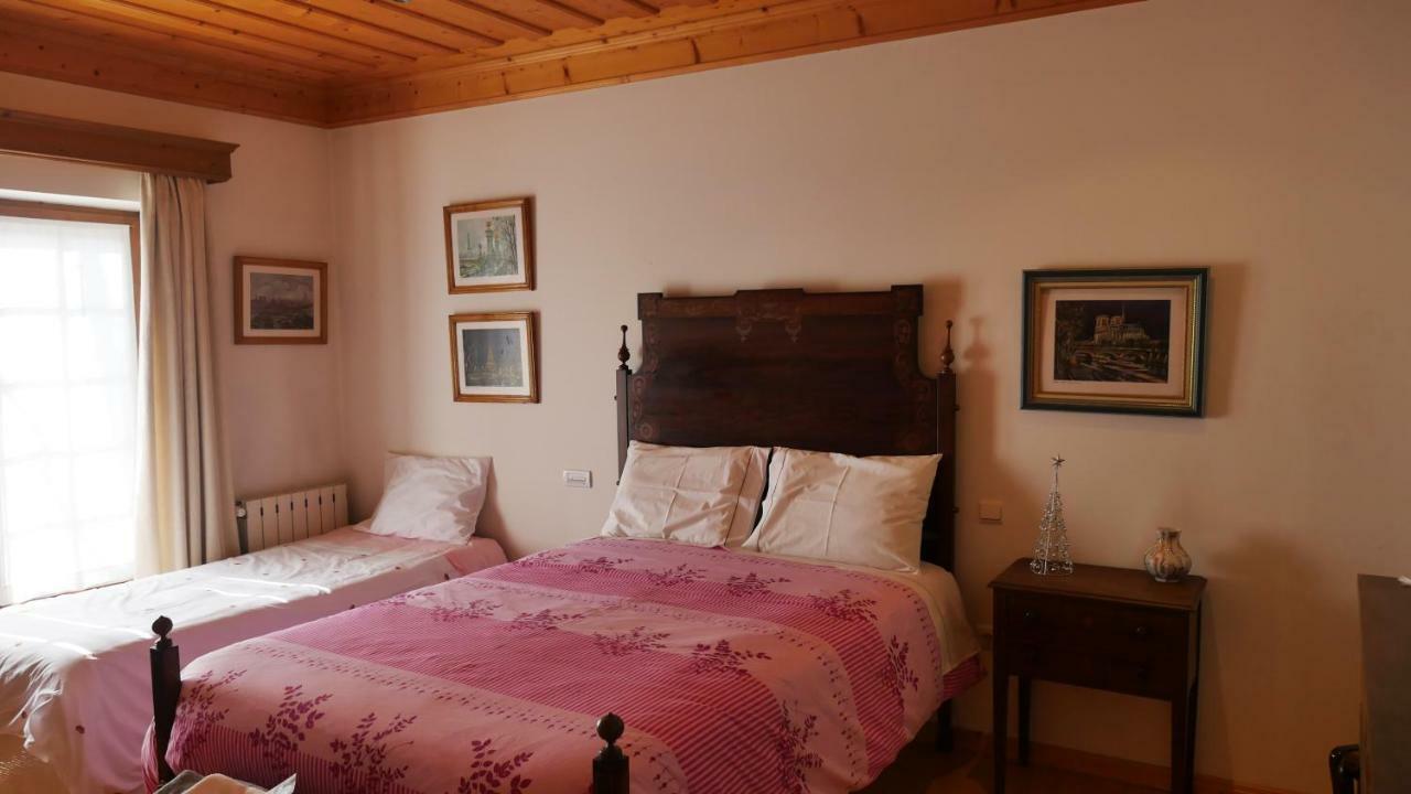 Maison d'hôtes Alvores Do Tempo - Quinta De Turismo Rural à Castro Daire Chambre photo